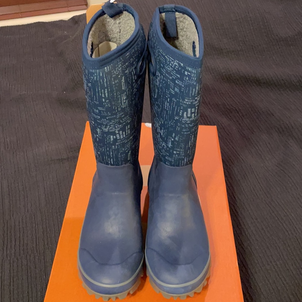 BOGS UNISEX WOMEN 12 / MEN 11